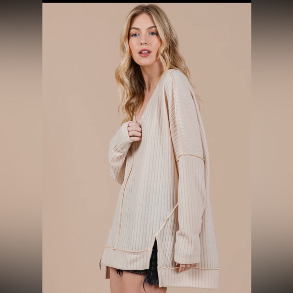 Solid Oversized Fit Knit - Picture 5 of 6